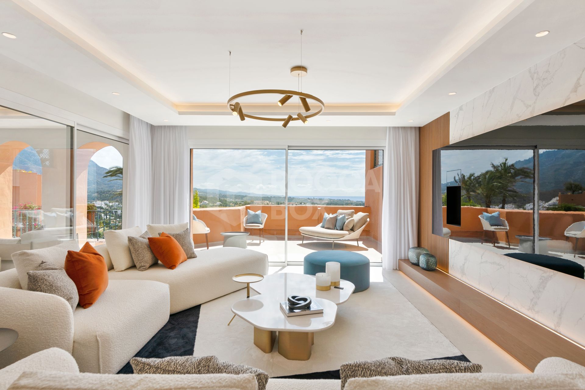 Exquisite Duplex Penthouse in Nueva Andalucia