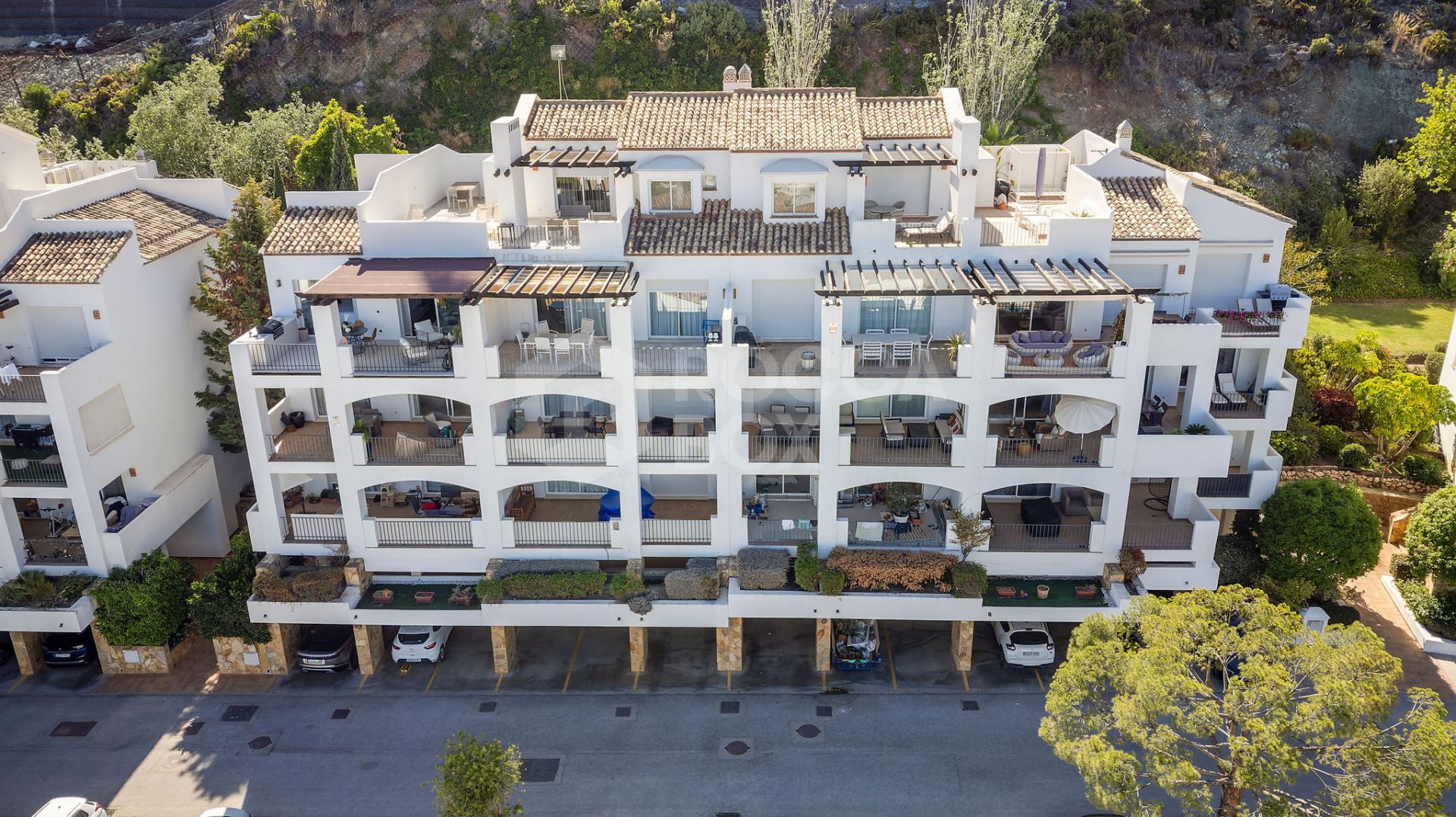 Renovated Top Floor Apartment in Altos de La Quinta