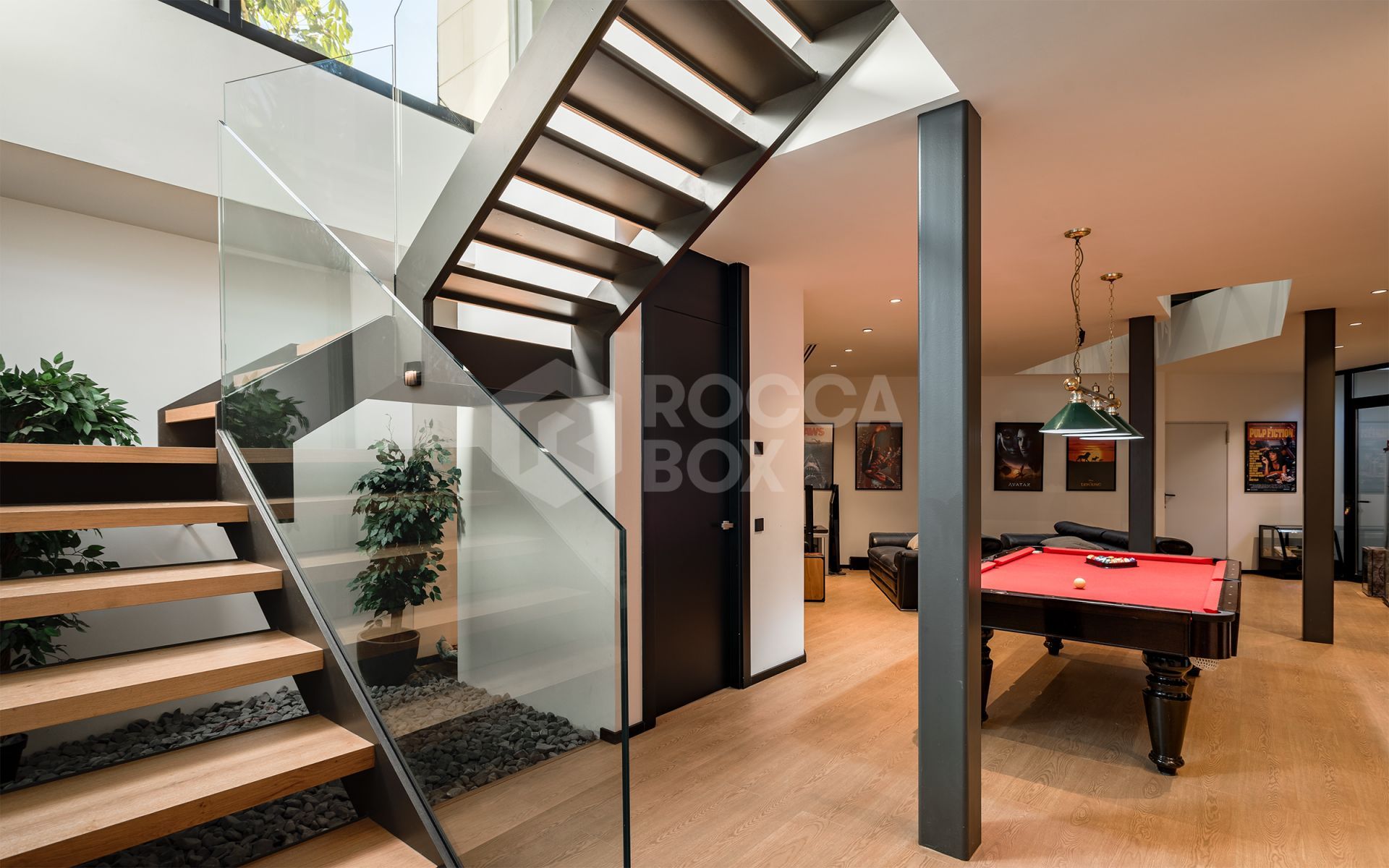 Luxurious Futuristic Villa in Exclusive Parcelas del Golf