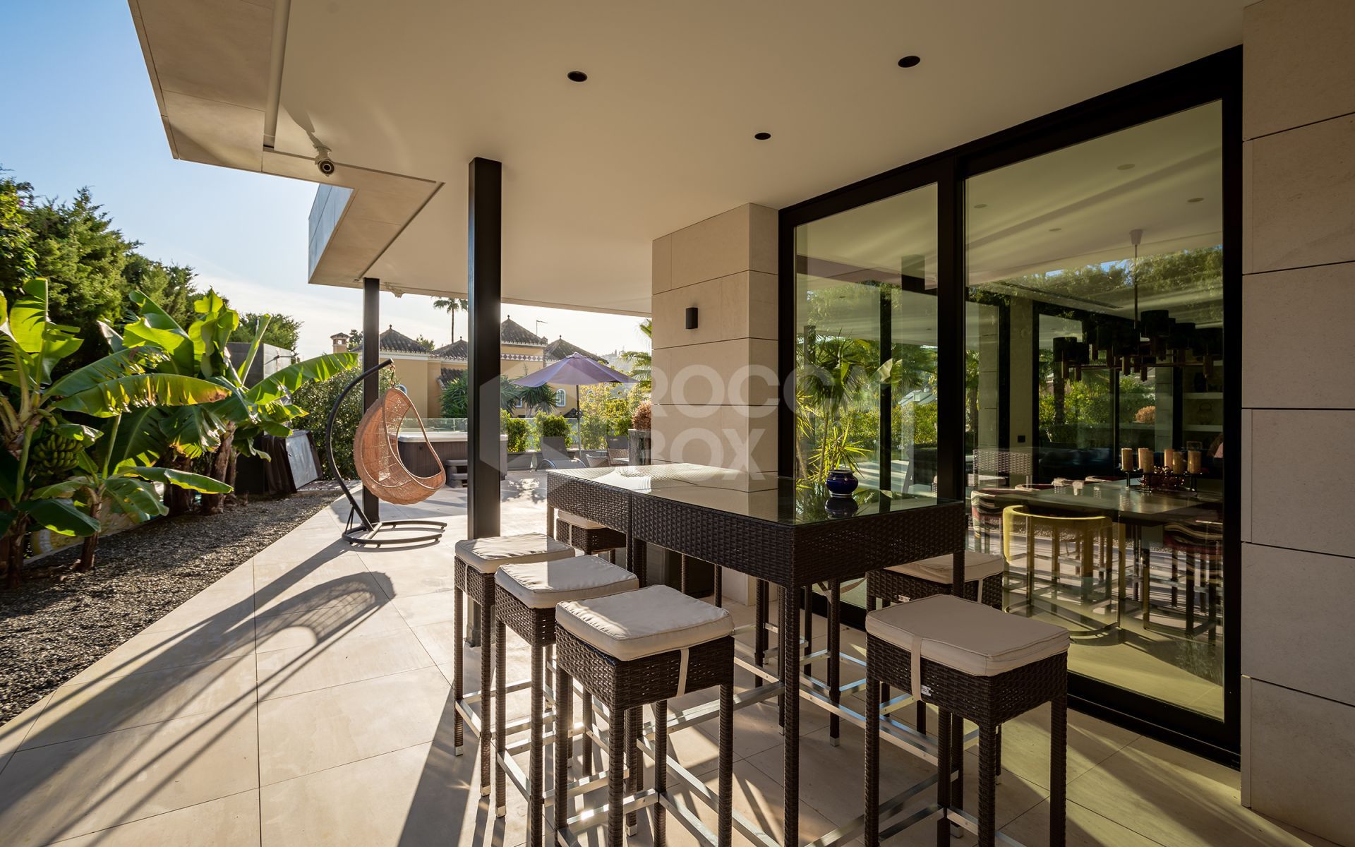 Luxurious Futuristic Villa in Exclusive Parcelas del Golf