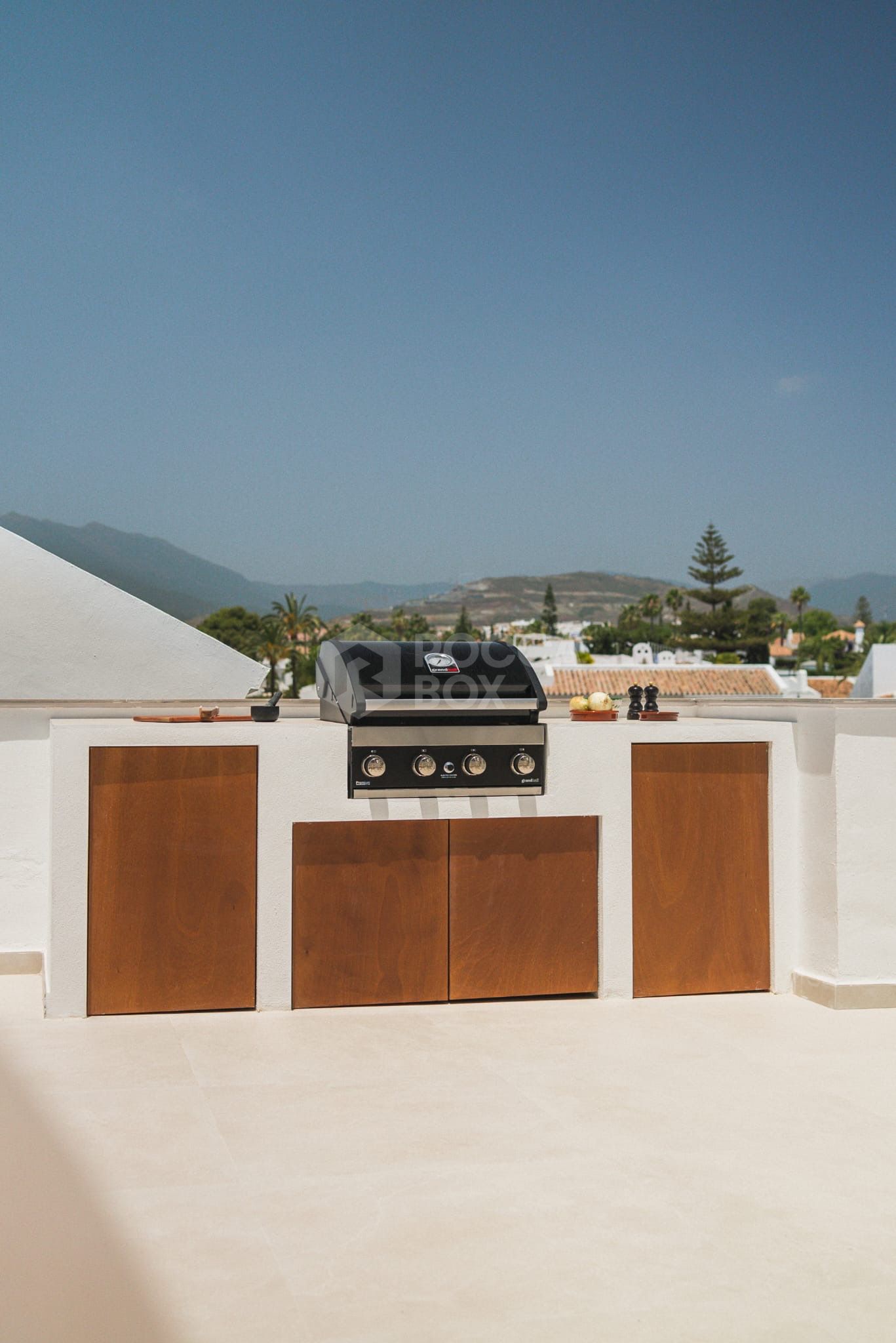 Luxurious Corner Duplex Penthouse in Nueva Andalucía’s Golf Valley