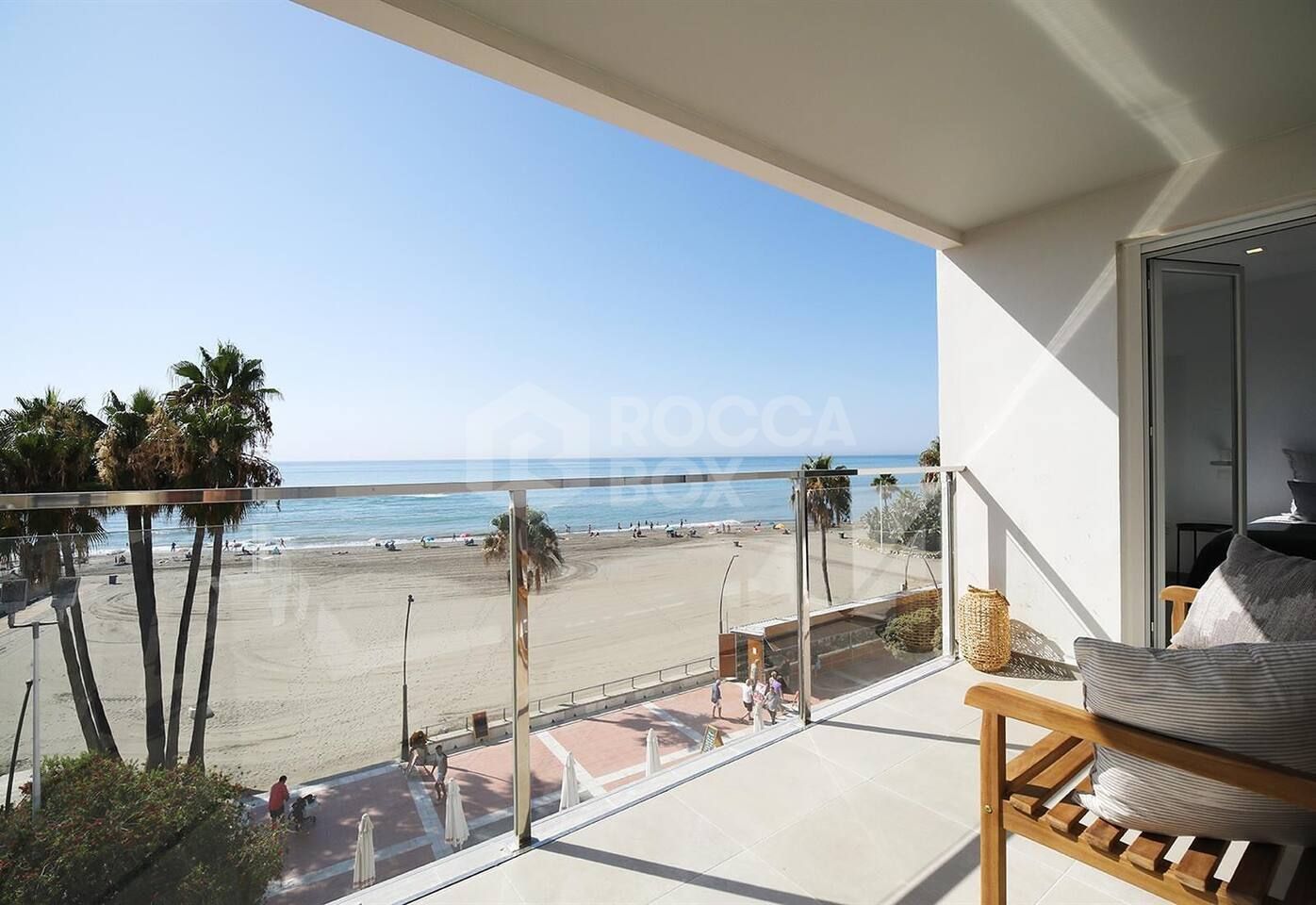 Modern Beachfront Apartment in Estepona