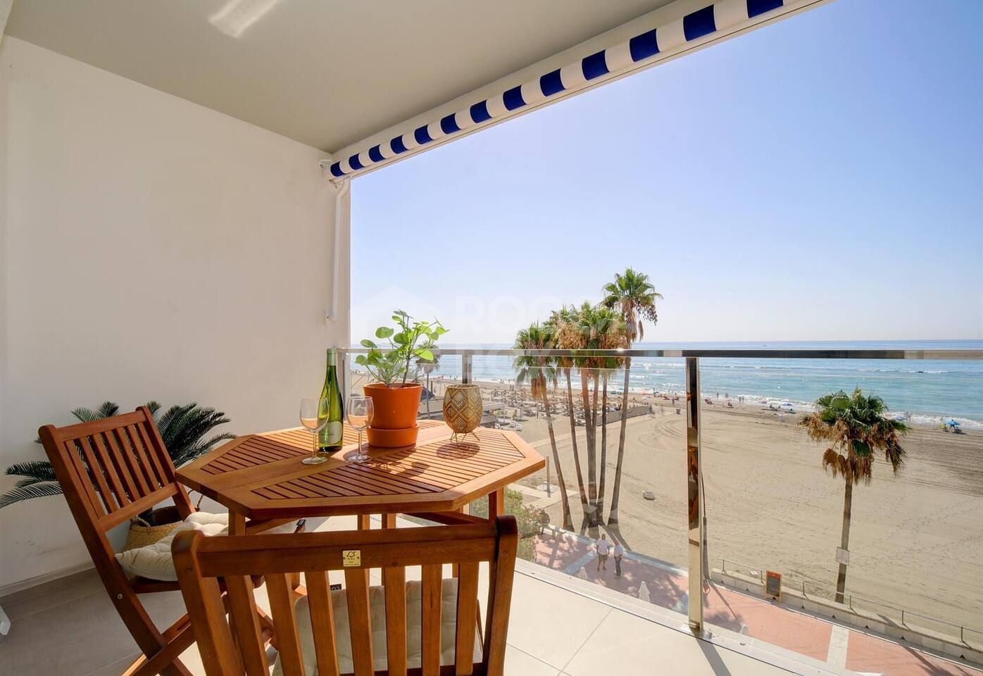 Modern Beachfront Apartment in Estepona