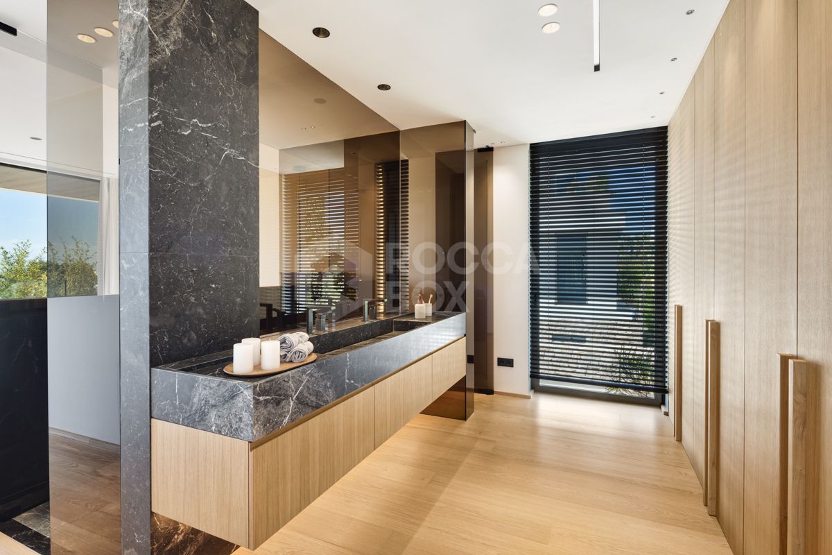 Ultimate Luxury: Experience Modern Elegance in Marbella