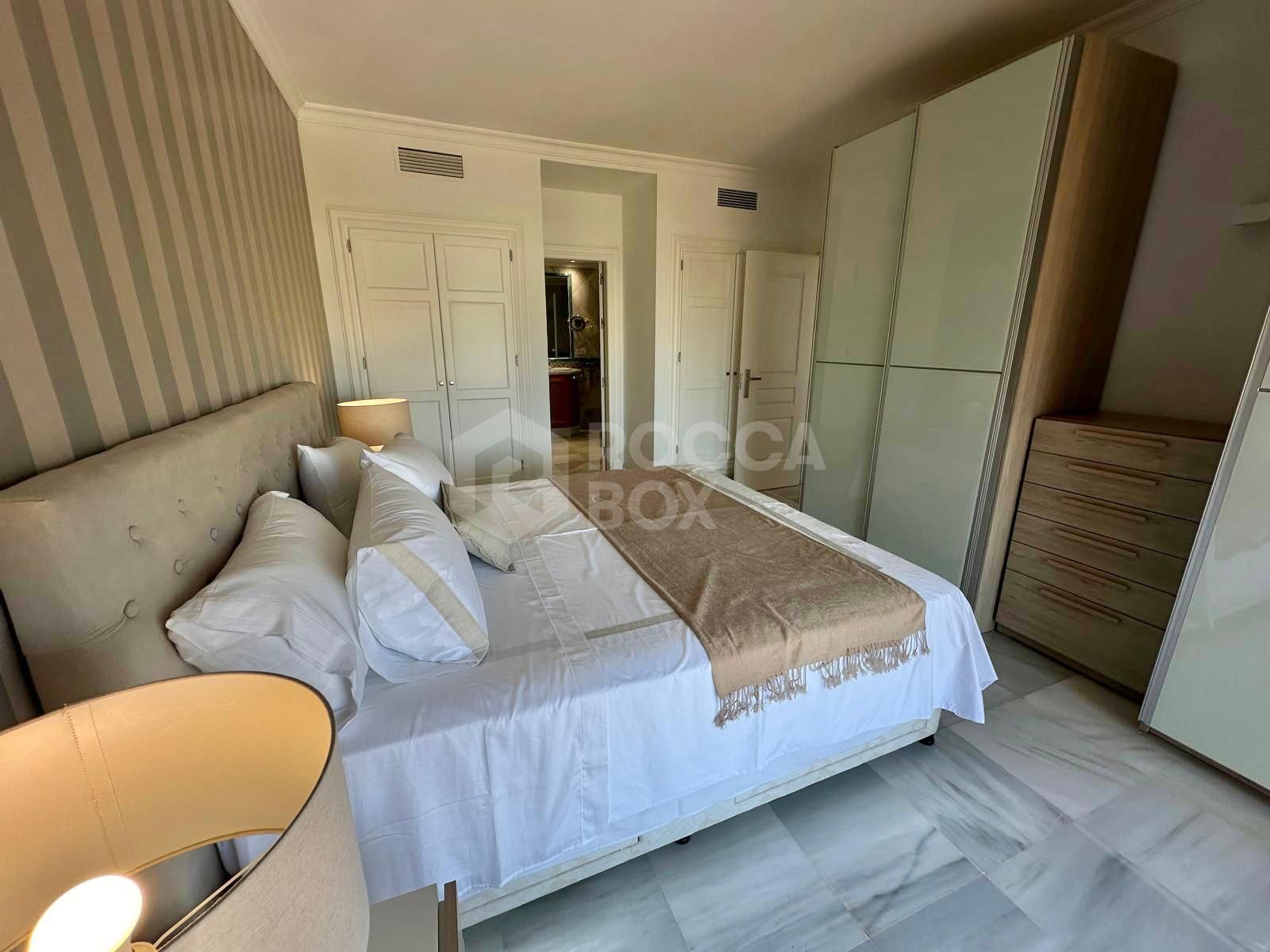 Elegant 2-Bedroom Apartment with Panoramic Views in Monte Halcones