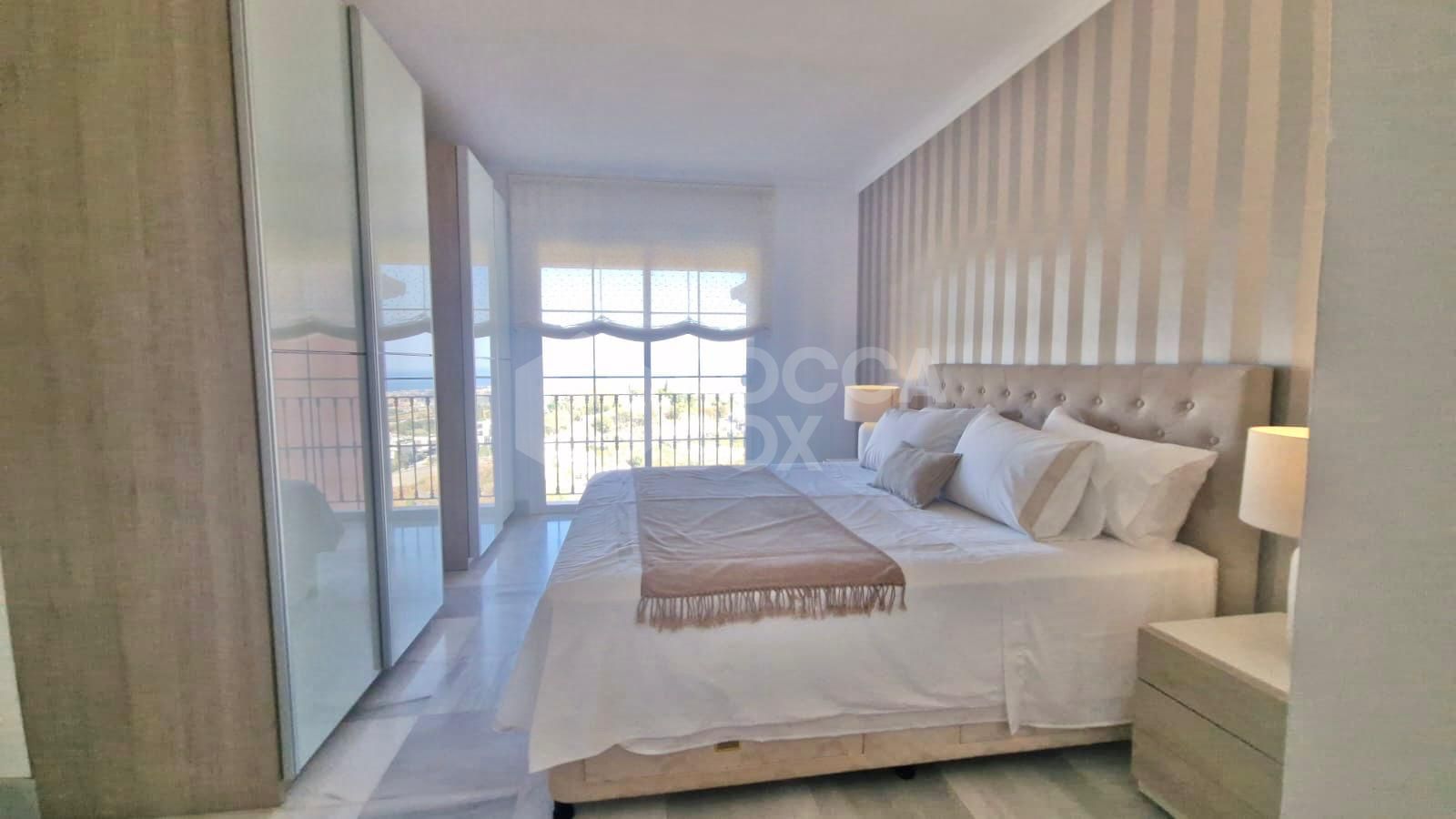 Elegant 2-Bedroom Apartment with Panoramic Views in Monte Halcones