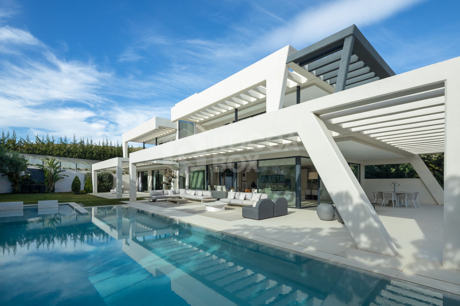 Luxurious Modern Oasis in Marbella