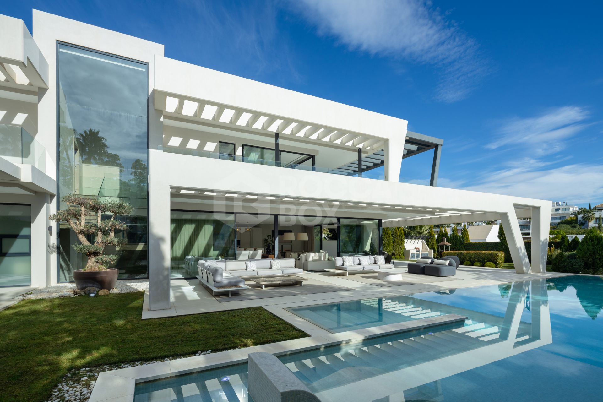 Luxurious Modern Oasis in Marbella