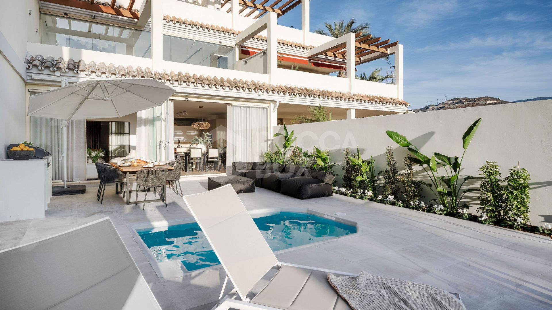 Luxurious Parisian-Style Apartment with Private Pool and Stunning Views