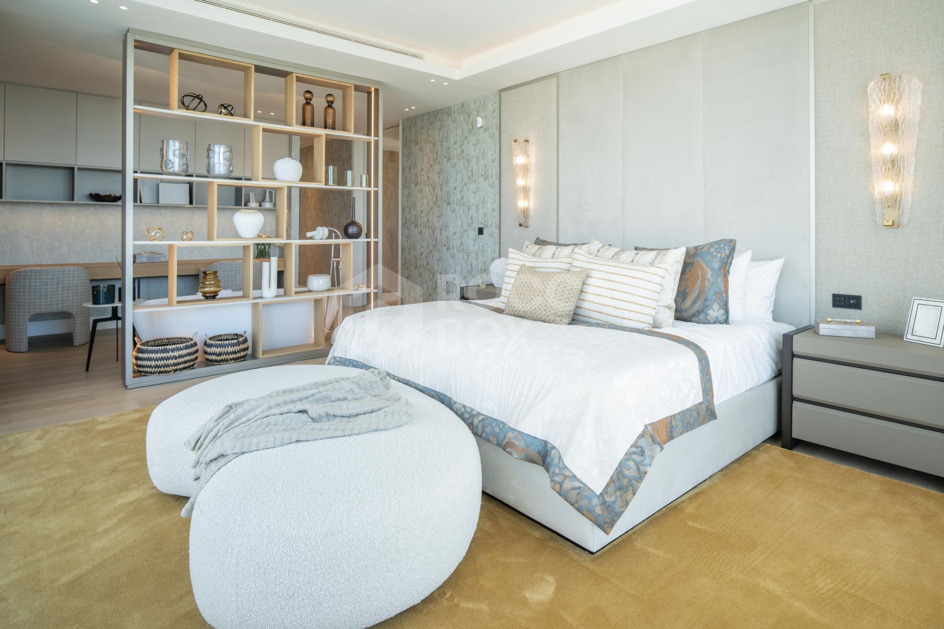 Indulge in Elegance: Luxurious New Villa by GC Studios