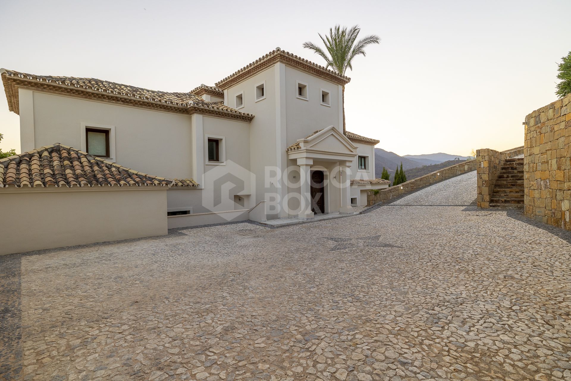 Exquisite Mediterranean Villa for Sale