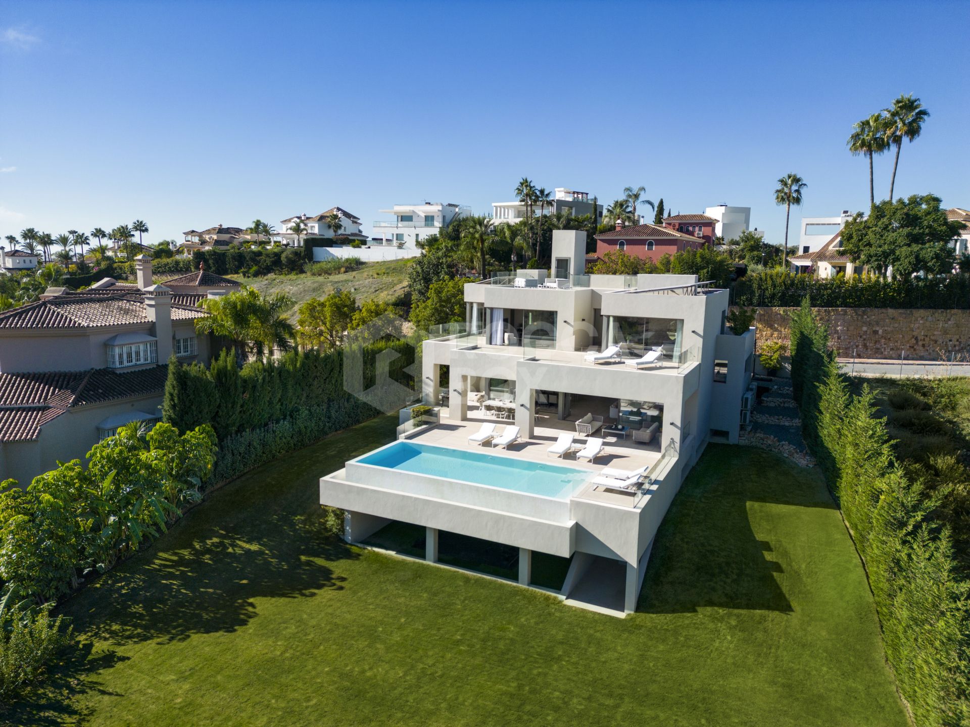 Contemporary Elegance: A Haven of Luxury Living for Sale