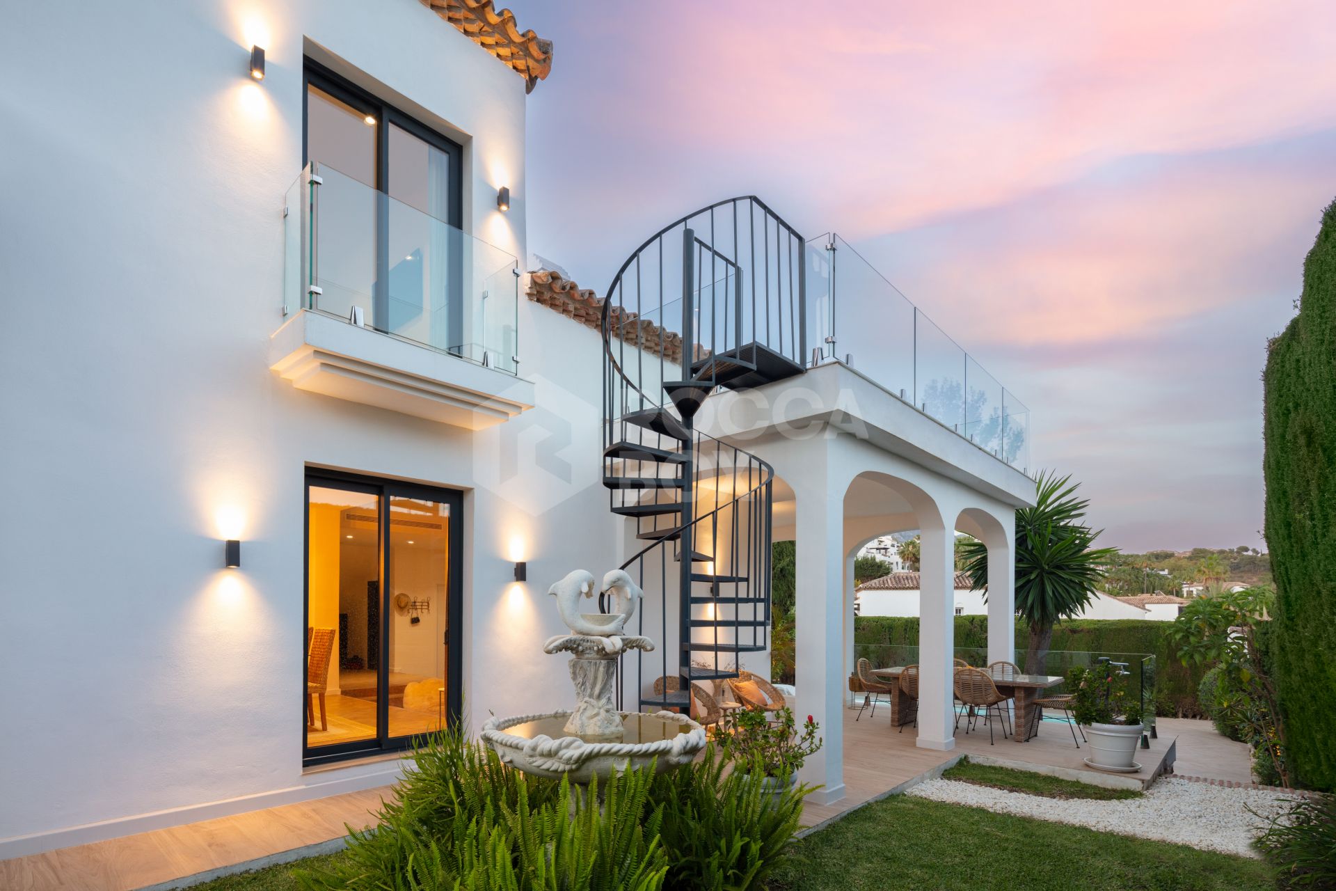 Luxurious Villa for Sale in Marbella's Country Club Community