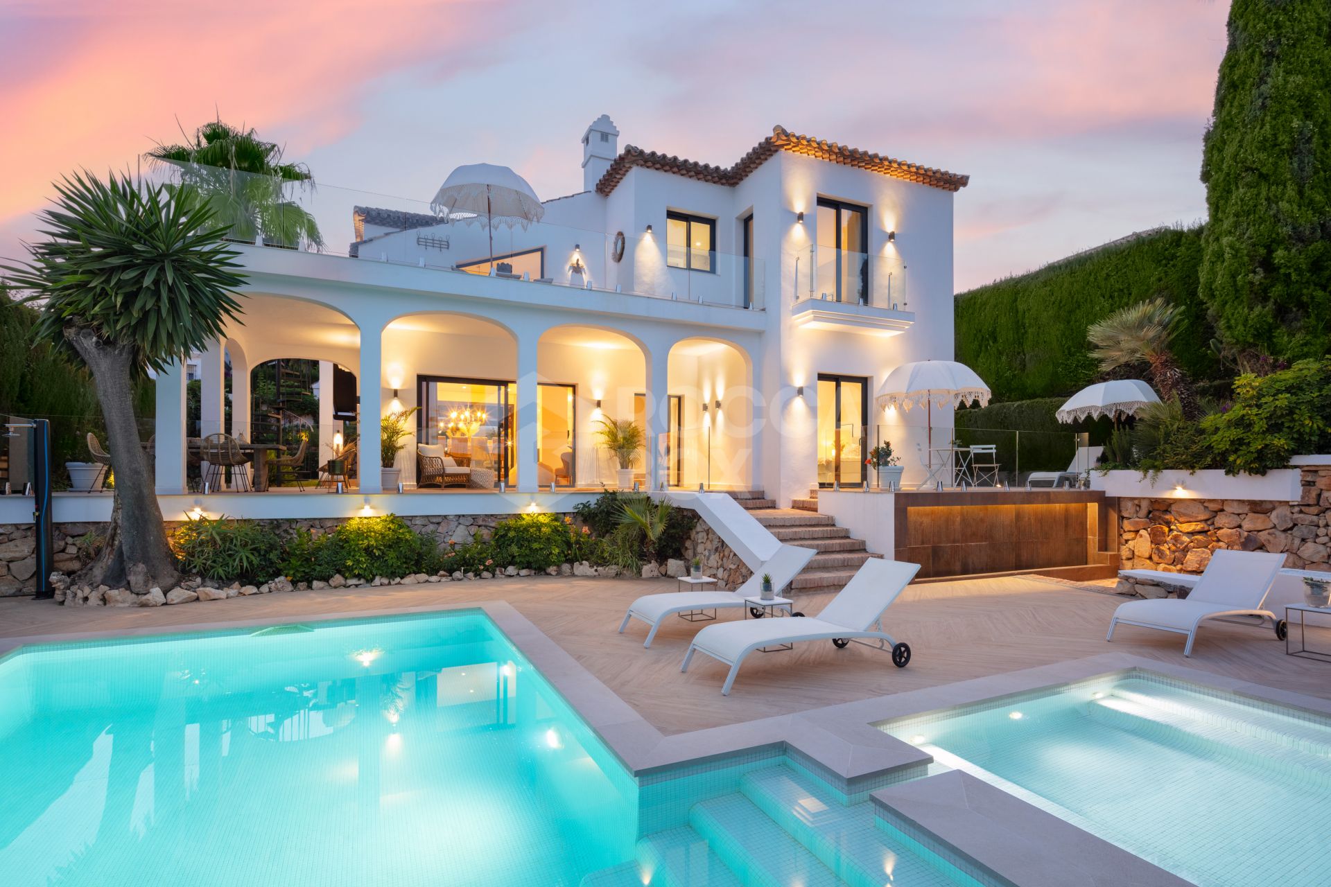 Luxurious Villa for Sale in Marbella's Country Club Community