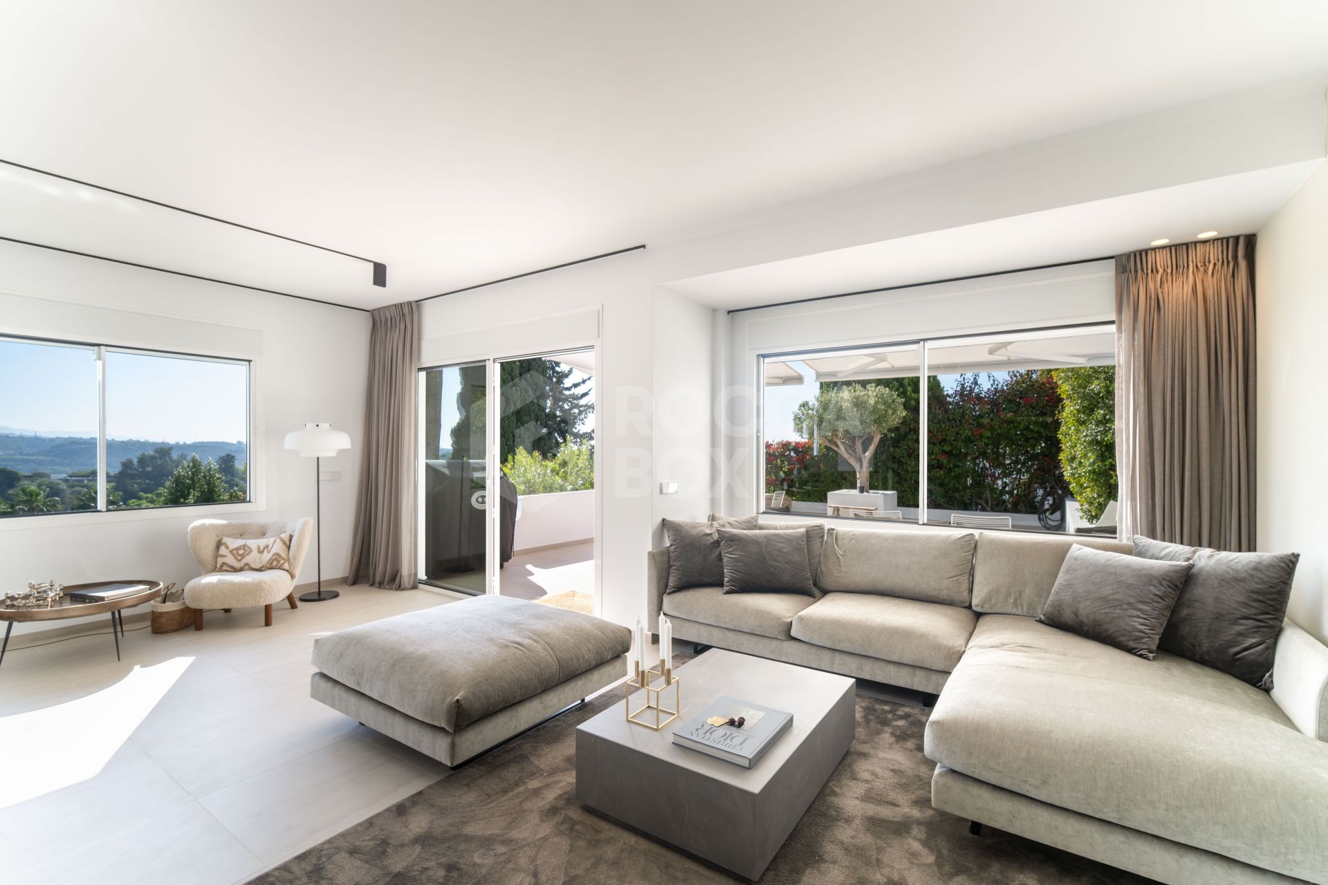 Town House with Mountain Views for Sale