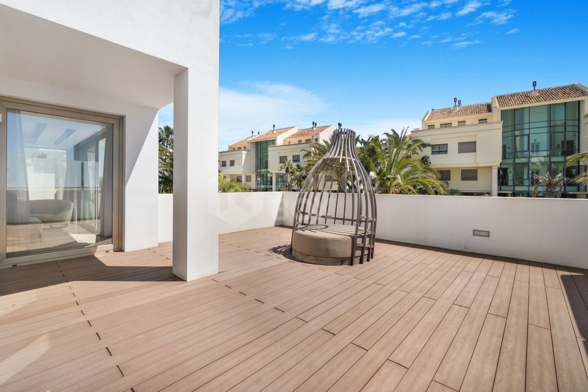 Stunning Brand-New Villa for Sale in the Golden Mile