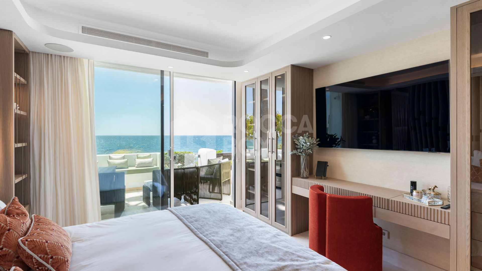 Experience Coastal Luxury at Puente Romano's Malibu Apartment