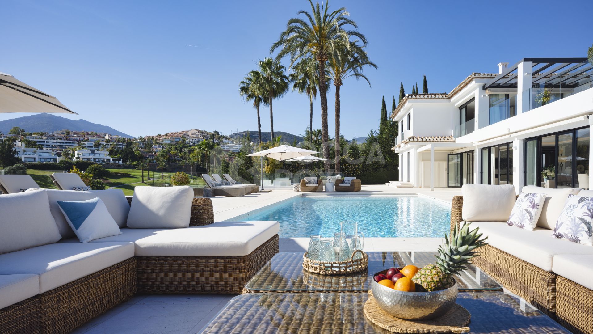 Frontline Golf Villa in Marbella