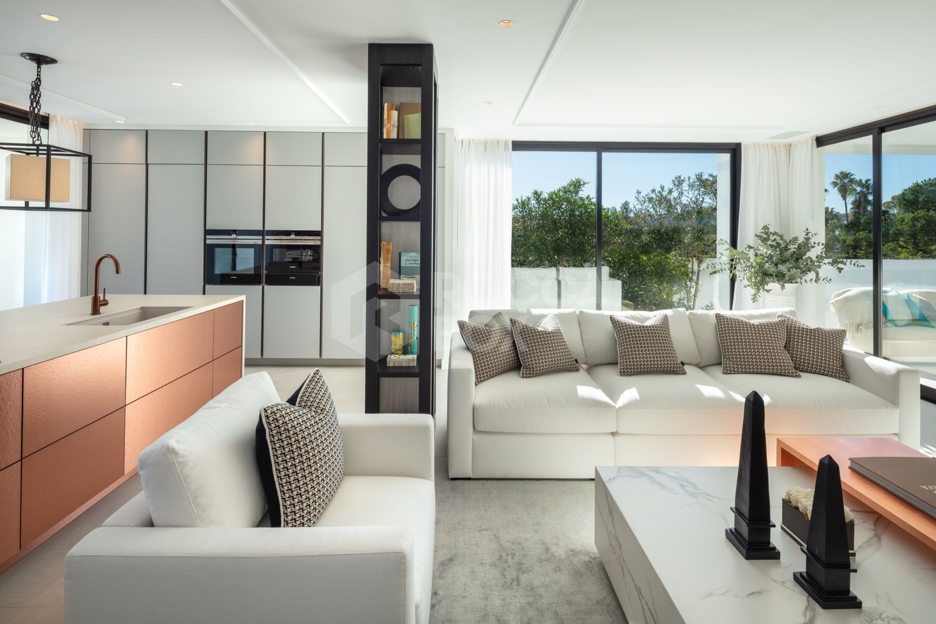 Exquisite Retreat: Luxury Villa for Sale in Nueva Andalucia's Golf Valley