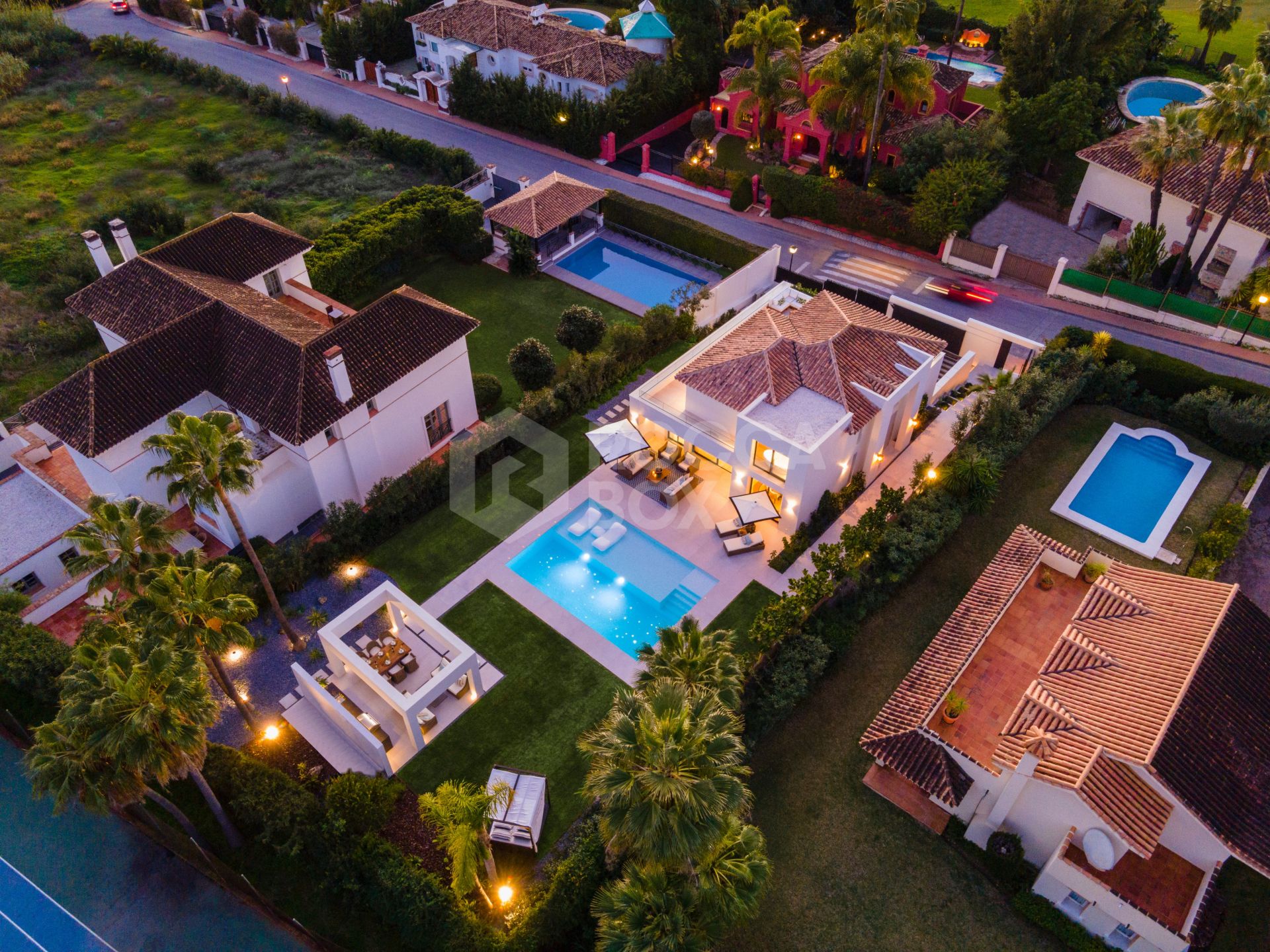 Exquisite Retreat: Luxury Villa for Sale in Nueva Andalucia's Golf Valley