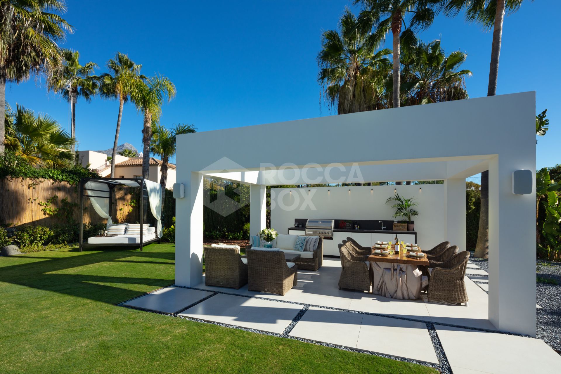 Exquisite Retreat: Luxury Villa for Sale in Nueva Andalucia's Golf Valley