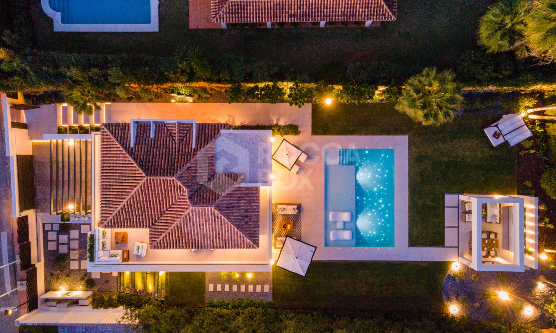 Exquisite Retreat: Luxury Villa for Sale in Nueva Andalucia's Golf Valley
