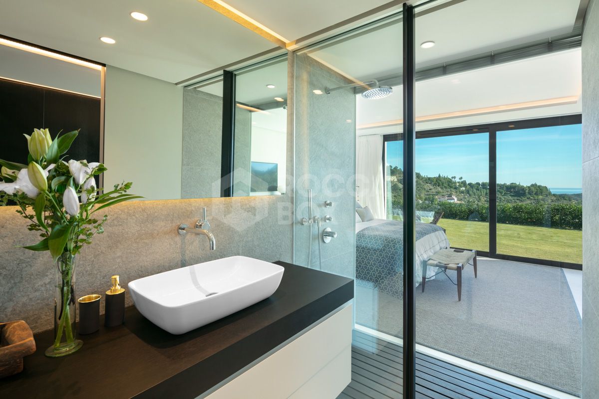 Luxury Living: Experience Tranquility in Marbella