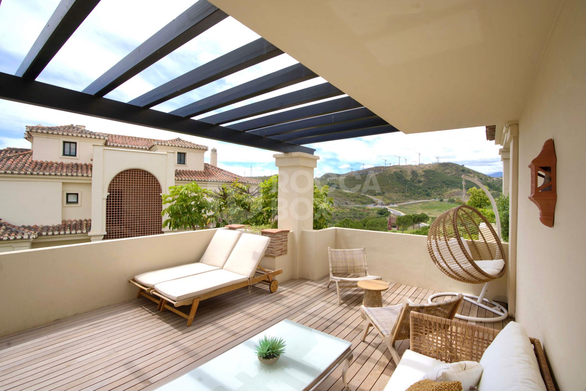 Luxury 2 Bedroom Apartment in Benahavis, Malaga