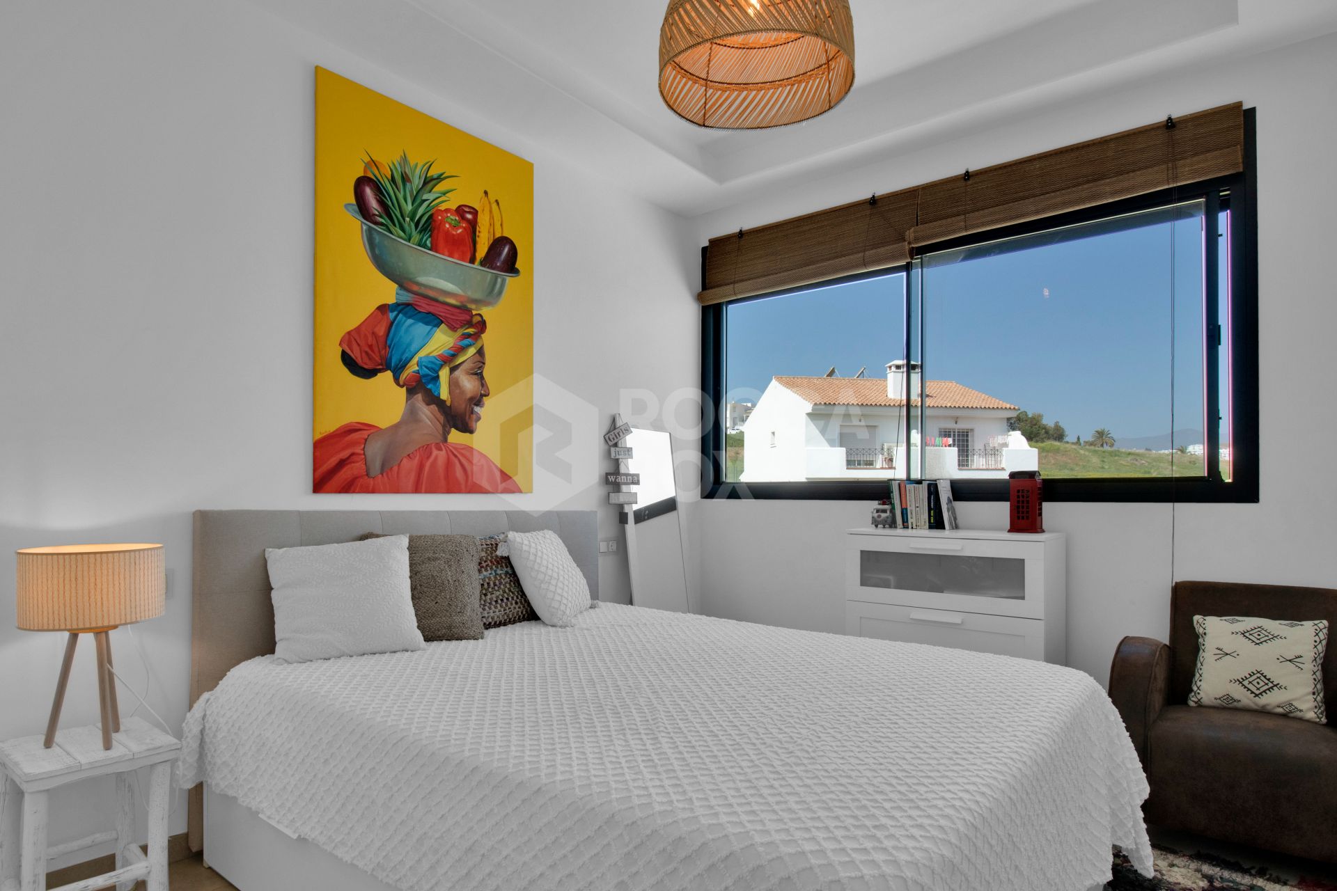 Luxurious Penthouse with Stunning Views and Modern Amenities in Paraiso Barronal, Estepona