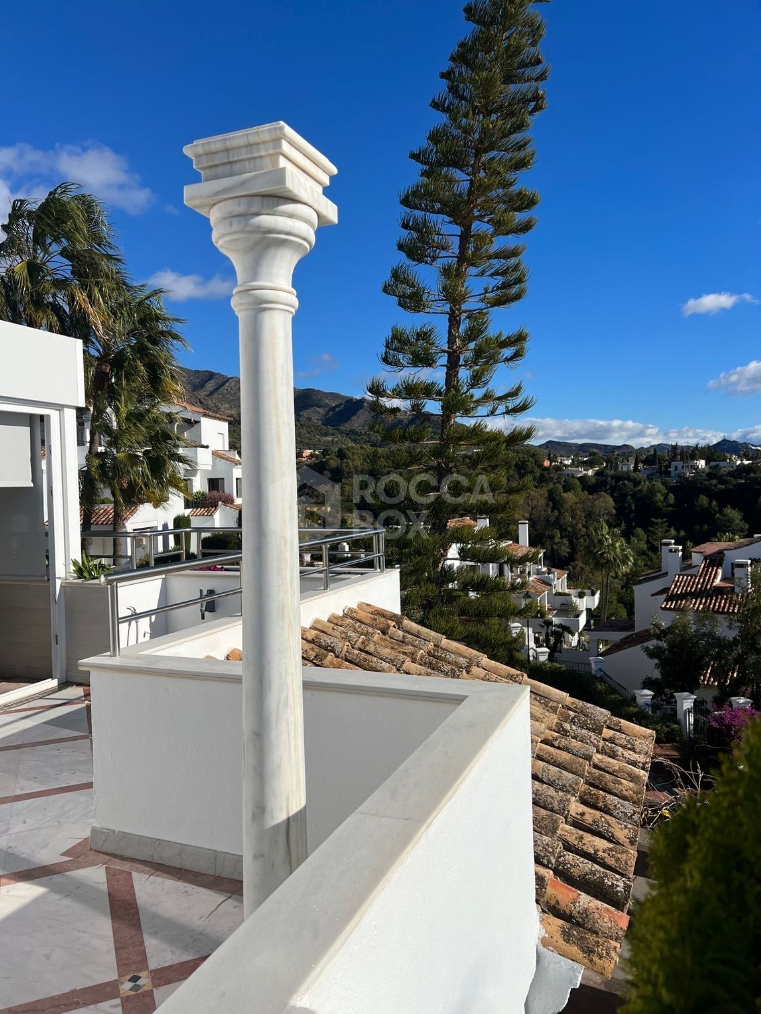 Luxurious Duplex Penthouse in Monte Paraíso Country Club, Marbella