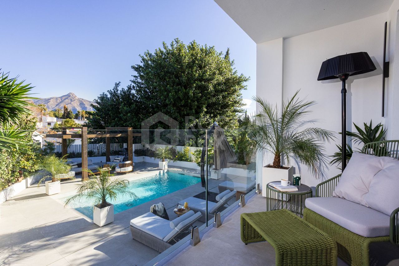 Luxury 5 Bedroom Villa in Marbella