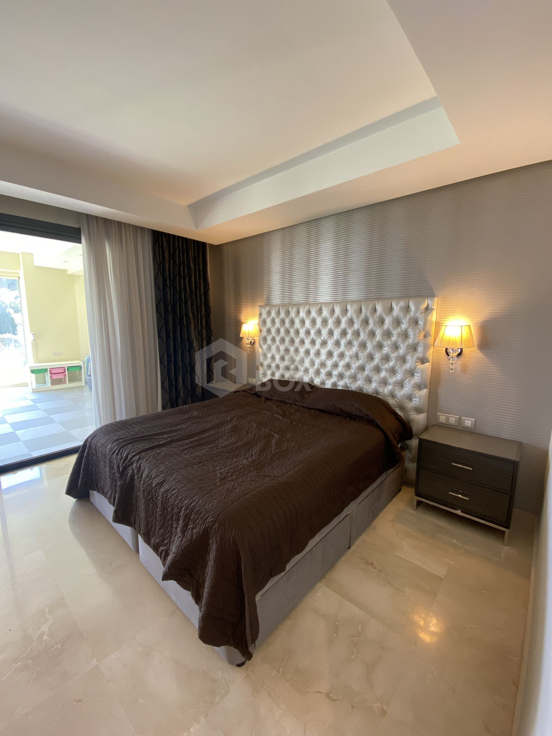 Luxury 3 Bedroom Ground Floor Apartment in Imara, Marbella