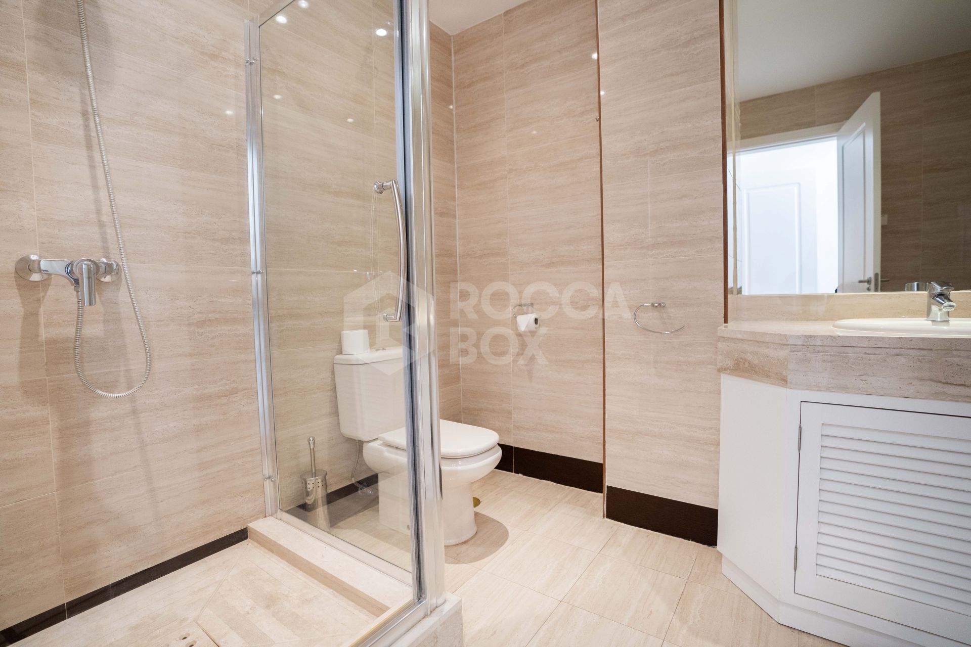3 bedroom ground floor apartment
