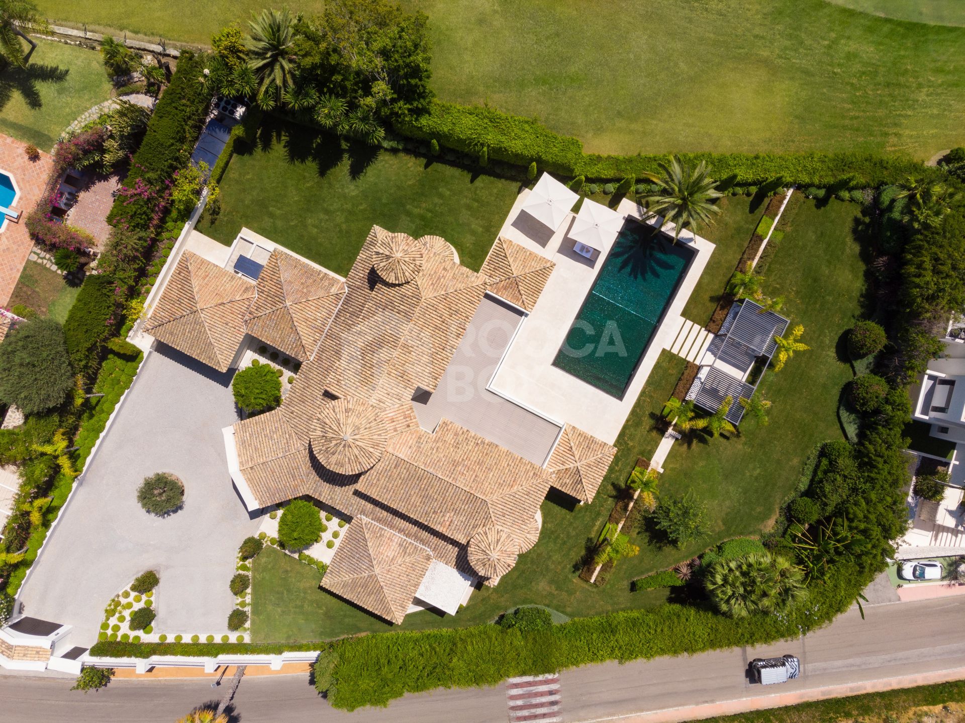 Magnificent Villa Overlooking Los Naranjos Golf Course