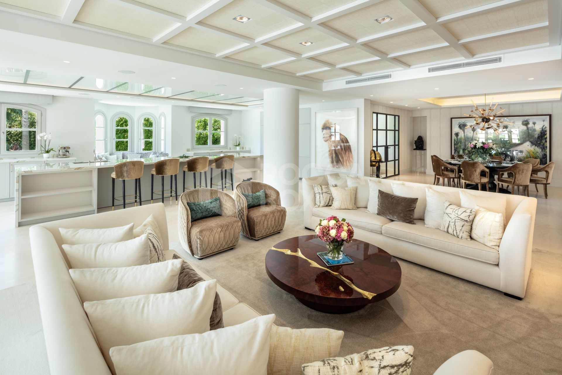 Magnificent Villa Overlooking Los Naranjos Golf Course