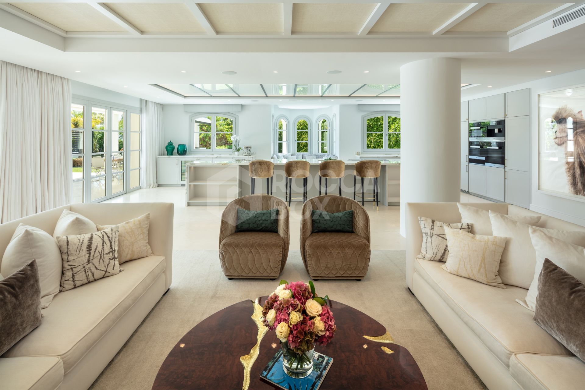 Magnificent Villa Overlooking Los Naranjos Golf Course