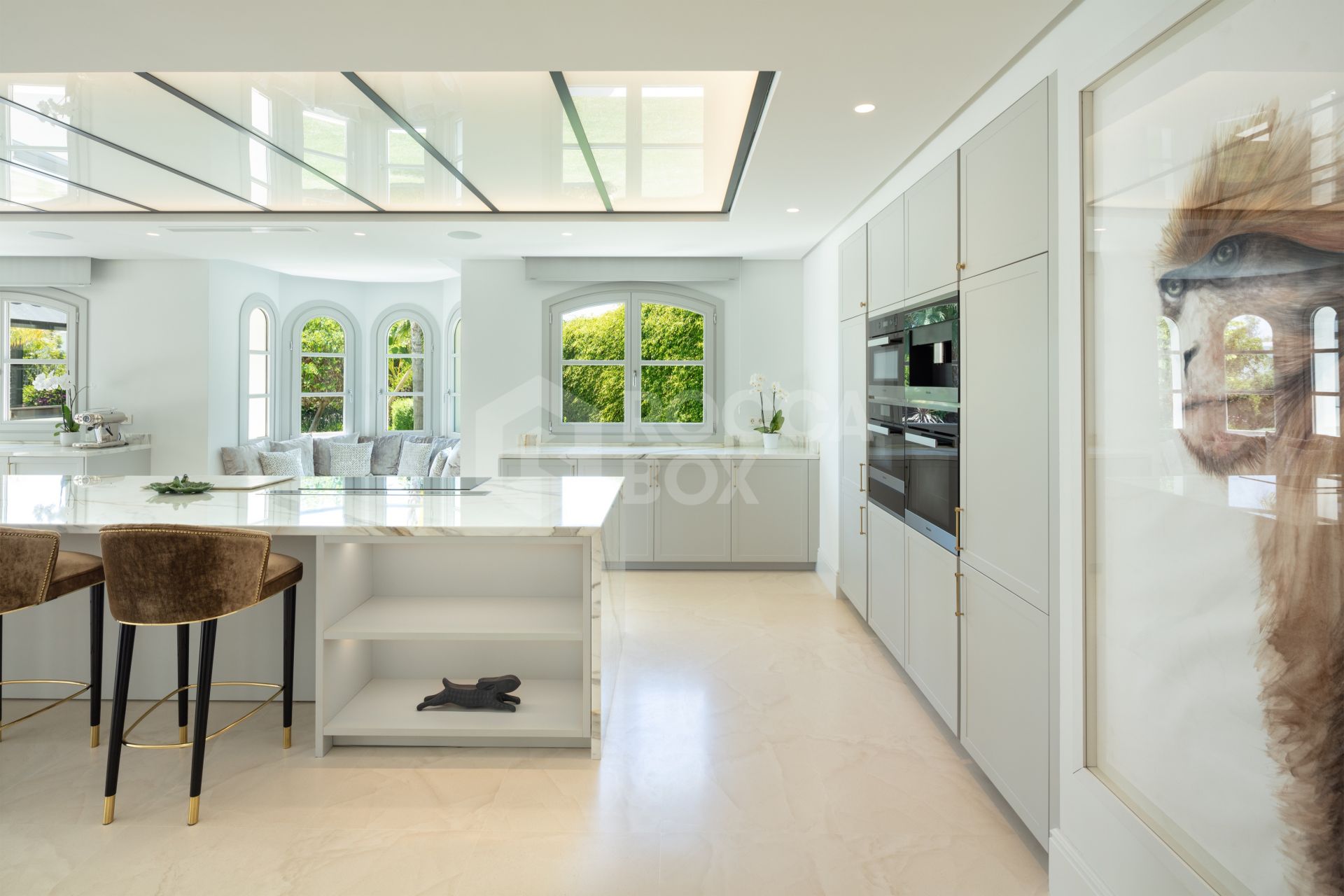 Magnificent Villa Overlooking Los Naranjos Golf Course