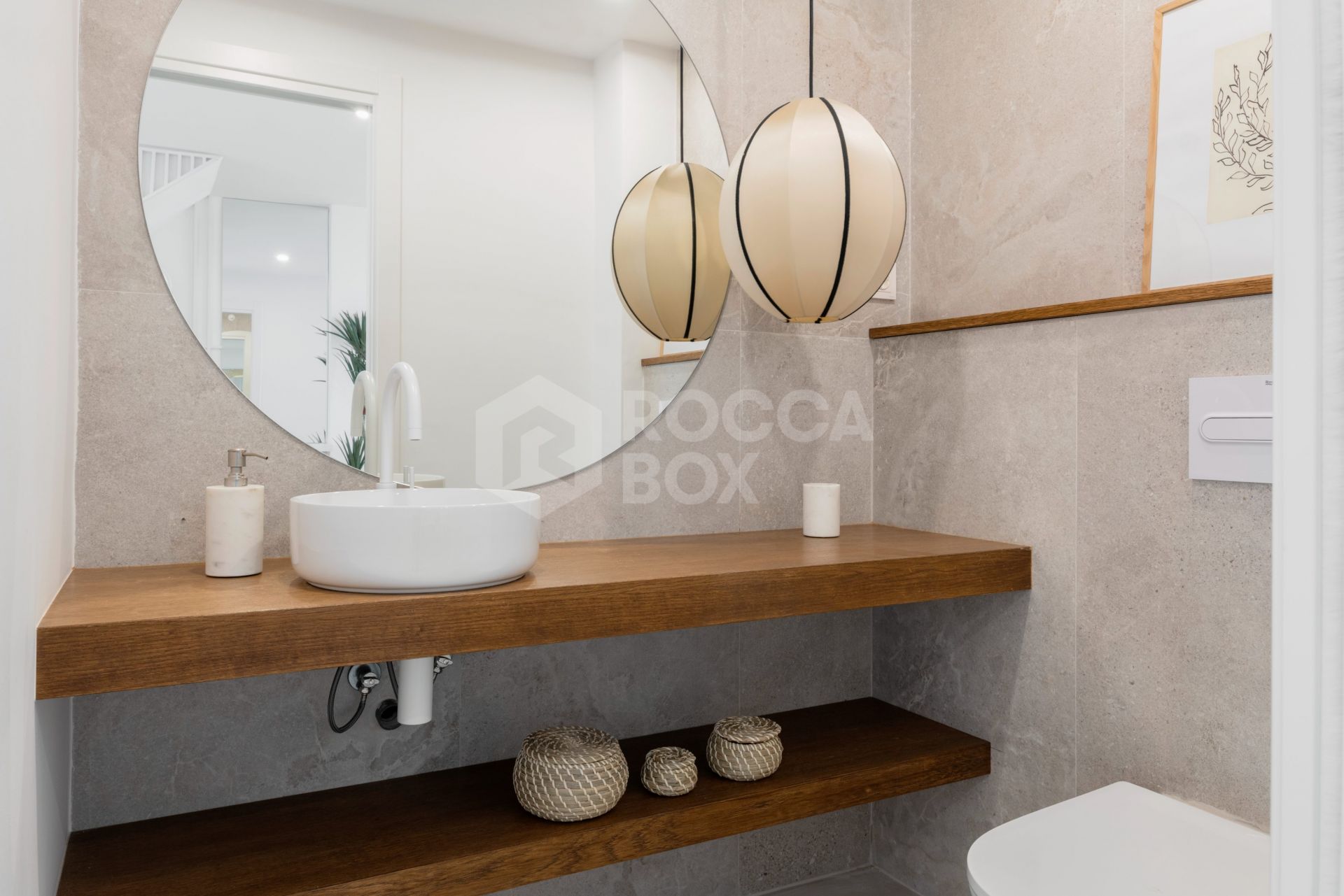 Exquisite Townhouse in Prestigious Gated Community