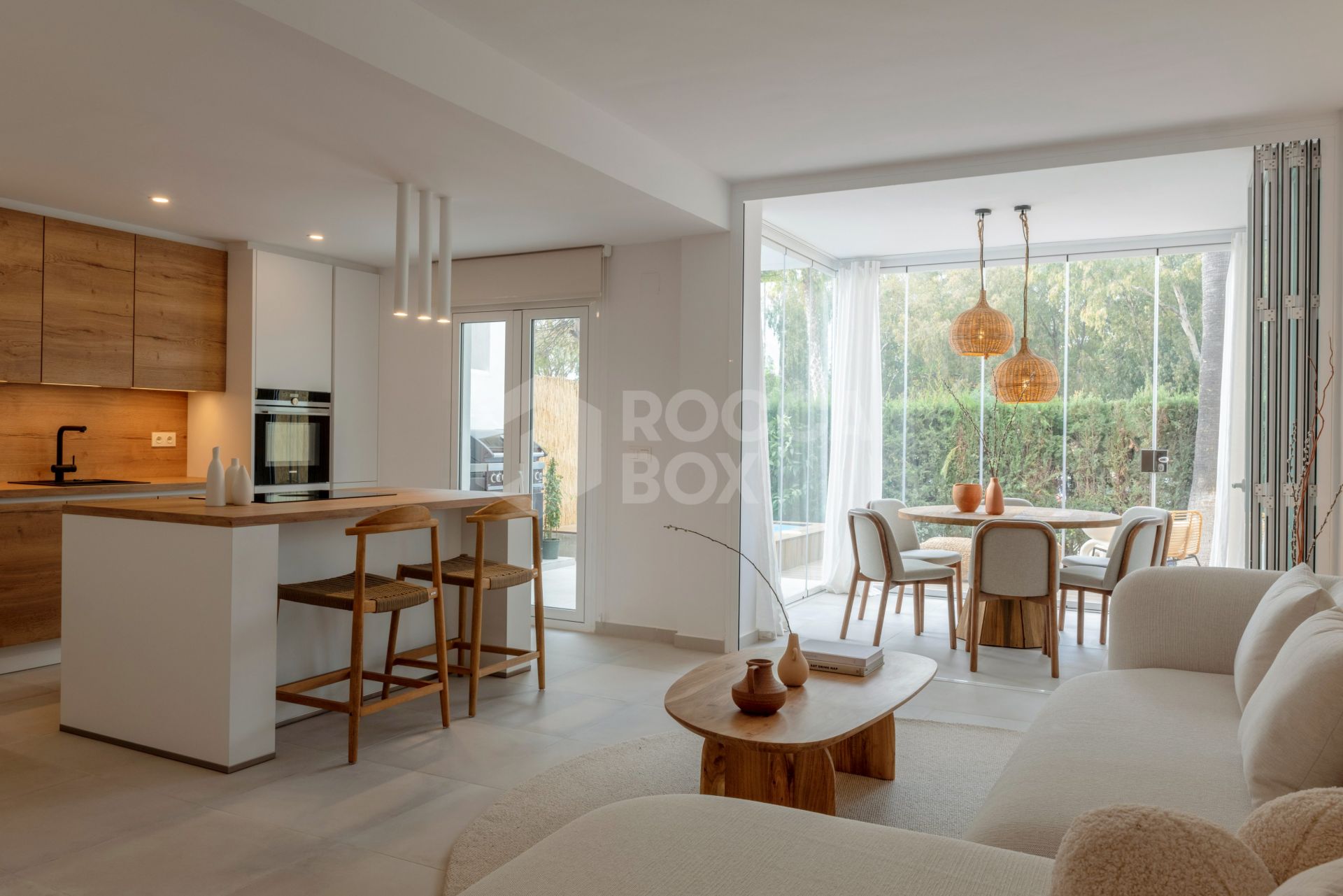 Exquisite Townhouse in Prestigious Gated Community