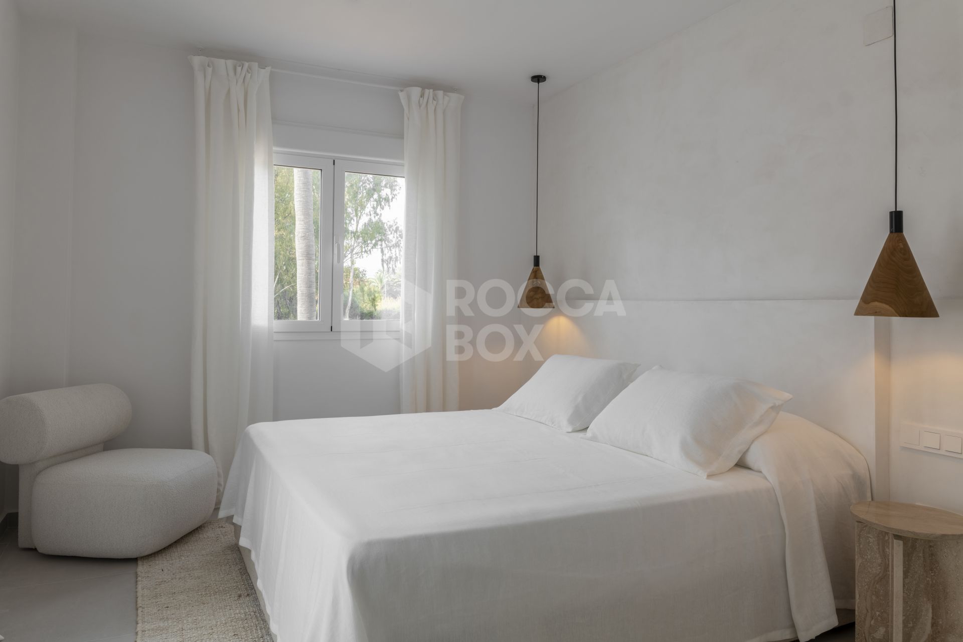 Exquisite Townhouse in Prestigious Gated Community