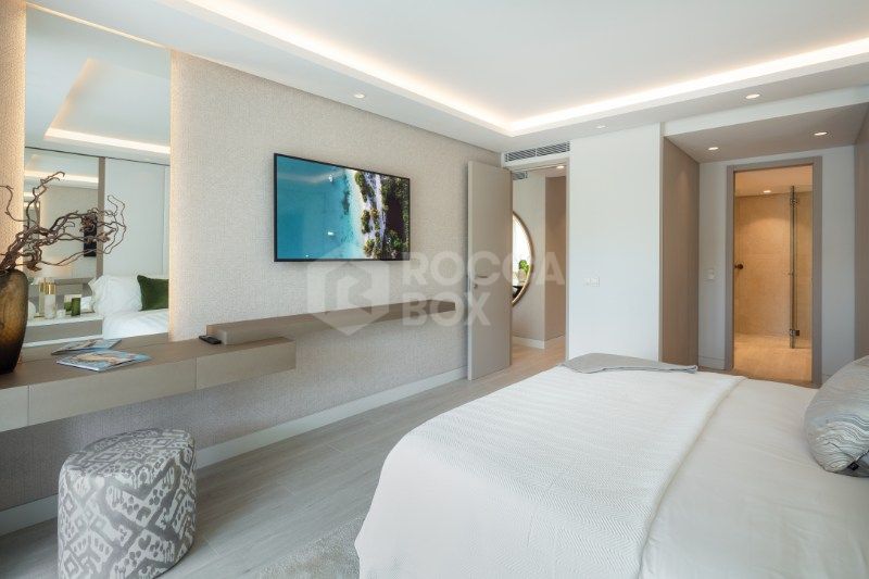 Exceptional Ground-Floor Residence at Puente Romano Resort, Marbella