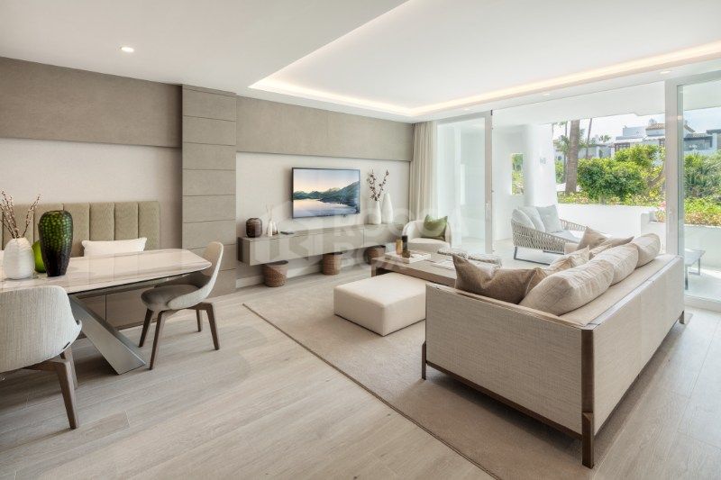 Exceptional Ground-Floor Residence at Puente Romano Resort, Marbella