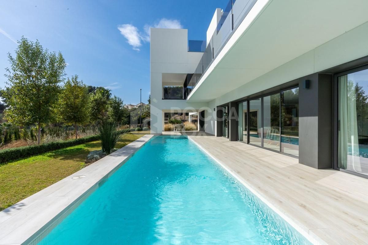 Modern Luxury Villa for Sale