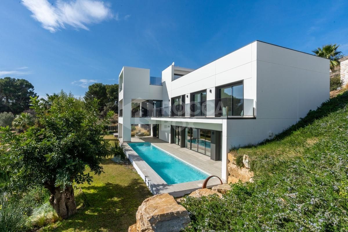 Modern Luxury Villa for Sale