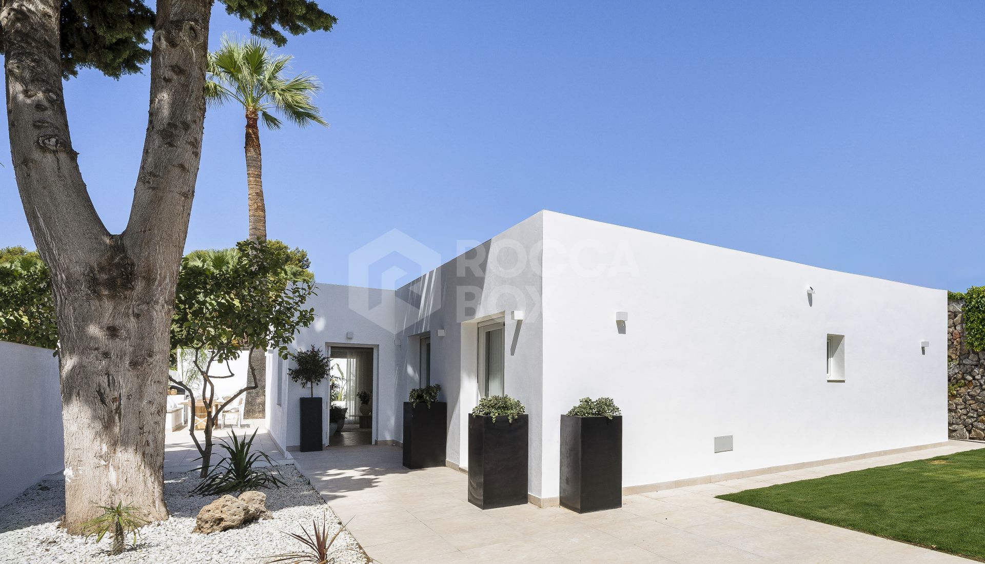 Renovated Boho Styled villa in the heart of Nueva Andalucia