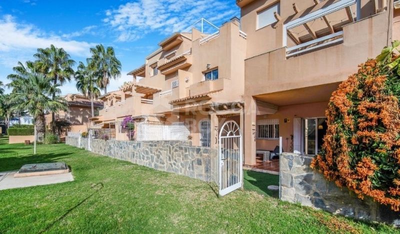 Beachside Apartment in Marbella - Your Gateway to Serenity