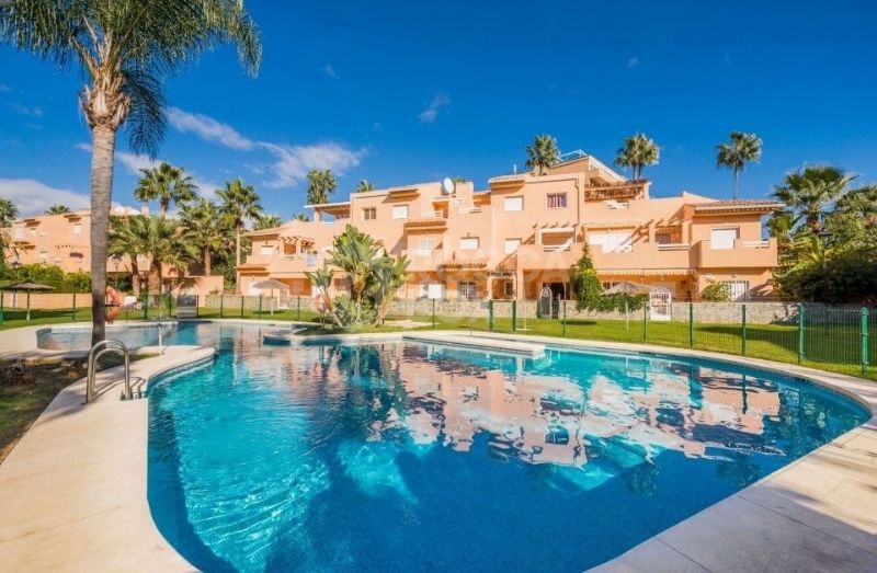 Beachside Apartment in Marbella - Your Gateway to Serenity