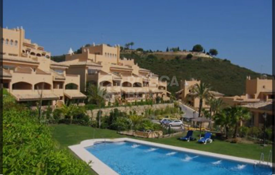 Apartment for long term rent in Marbella East, Marbella (All)