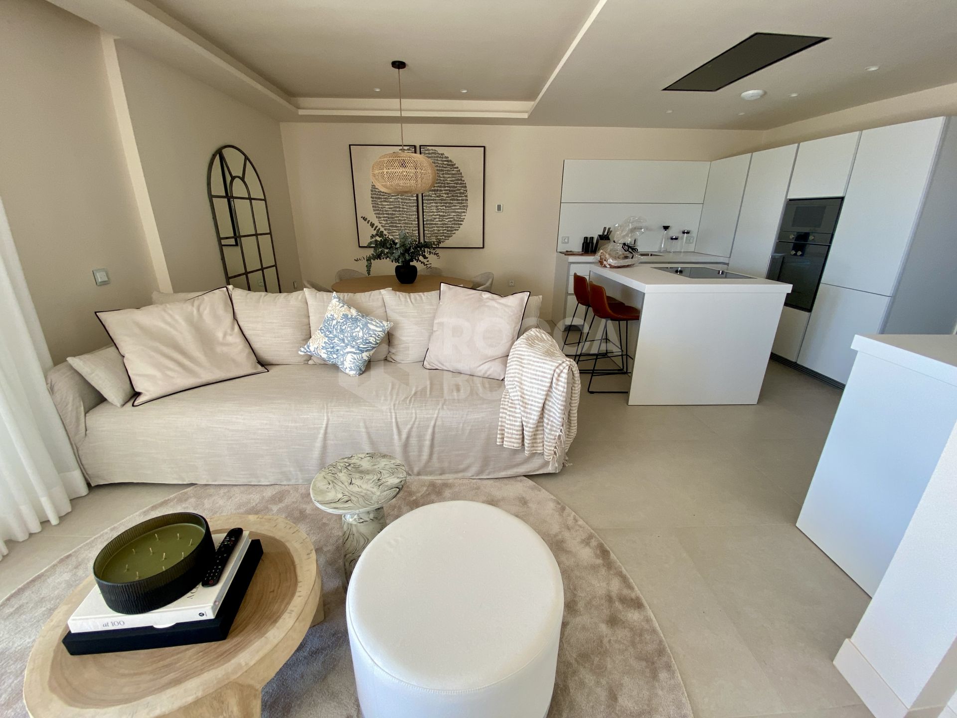 Modern Ground Floor Apartment with Sea Views and Private Garden