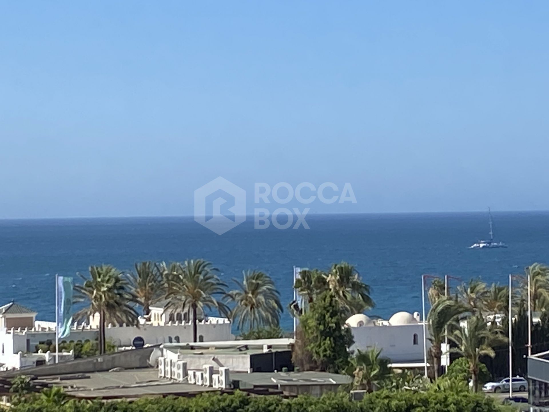 Luxury Penthouse with Stunning Sea Views in Marbella Golden Mile